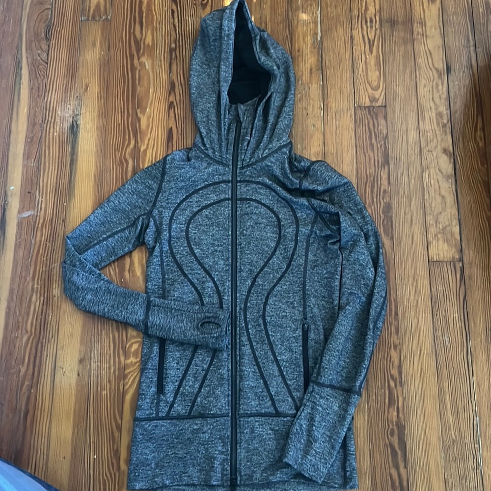 Lululemon size 4 Stride Jacket